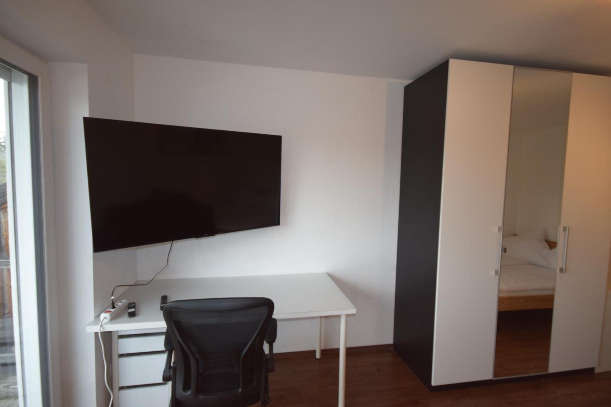 Nestwerk Komfort R23-12 - Balkon, Arbeitsplatz & Zentrumsnah Biberach an der Riß Exterior foto